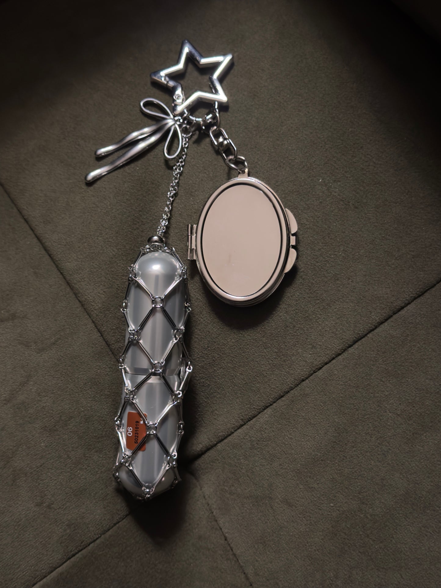 Star Metal Clasp Lipstick Holder Charm